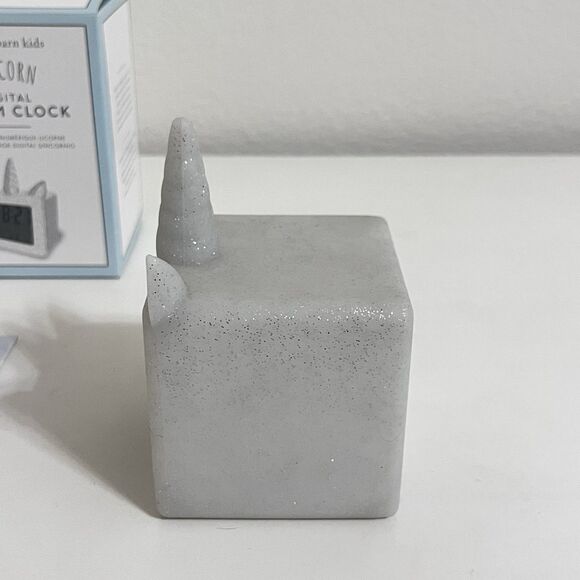 Pottery Barn Kids Glitter Sparkle Unicorn Digital Alarm Clock Color Changing - Picture 3 of 11